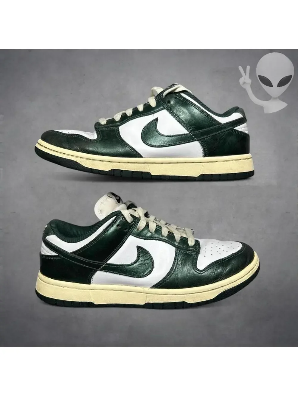 Nike Dunk Low Vintage Green DQ8580-100 Womens US 8 Mens 6.5 Aged White Low Top